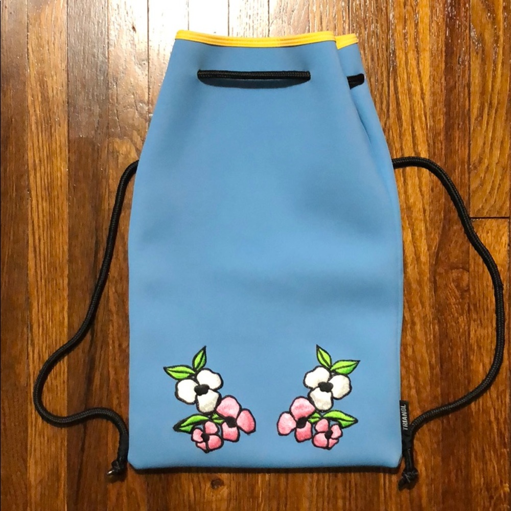 Triangl Beach Pool Drawstring Bag Backpack - image 1